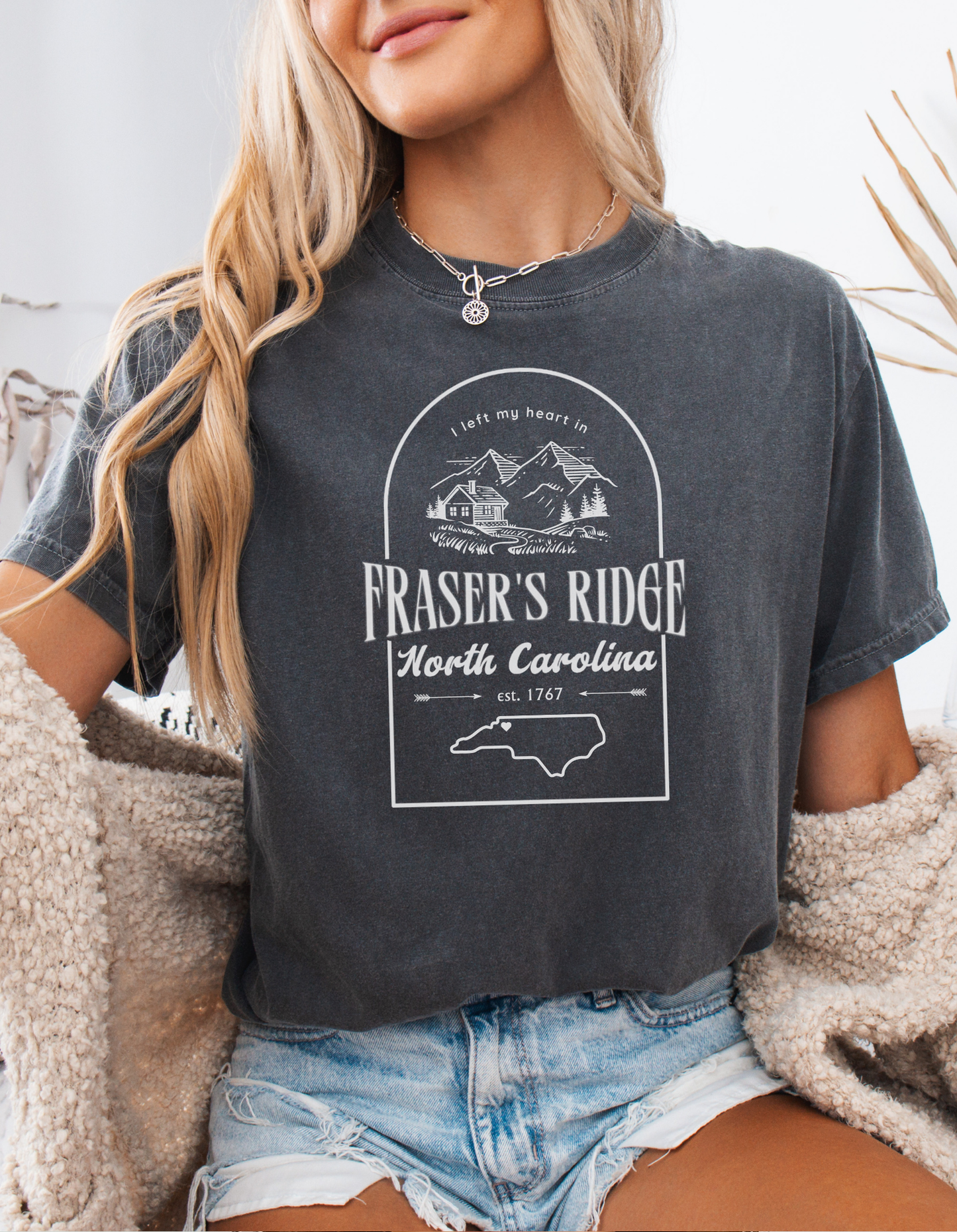 I left my heart in FRASER'S RIDGE -- Unisex Garment-Dyed T-shirt